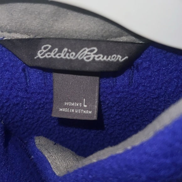 Like new vest! Eddie Bauer - Picture 3 of 5